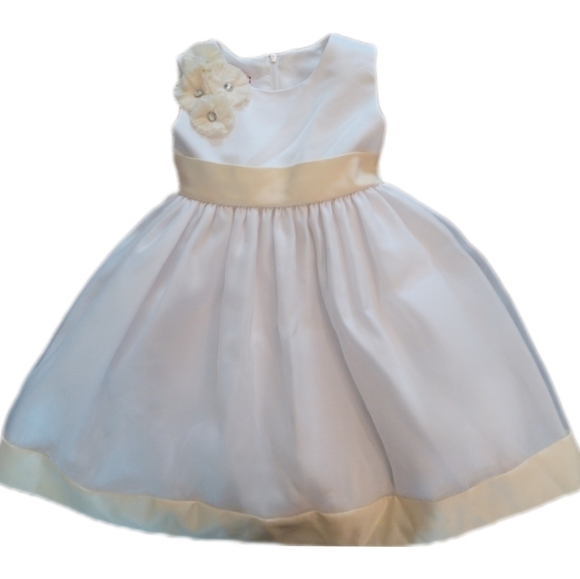 𝅺PRINCESS Faith dress size 3t - Picture 1 of 4